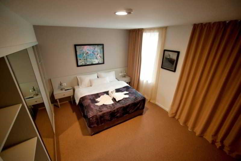 Hotel Zp Palace Tbilisi Esterno foto