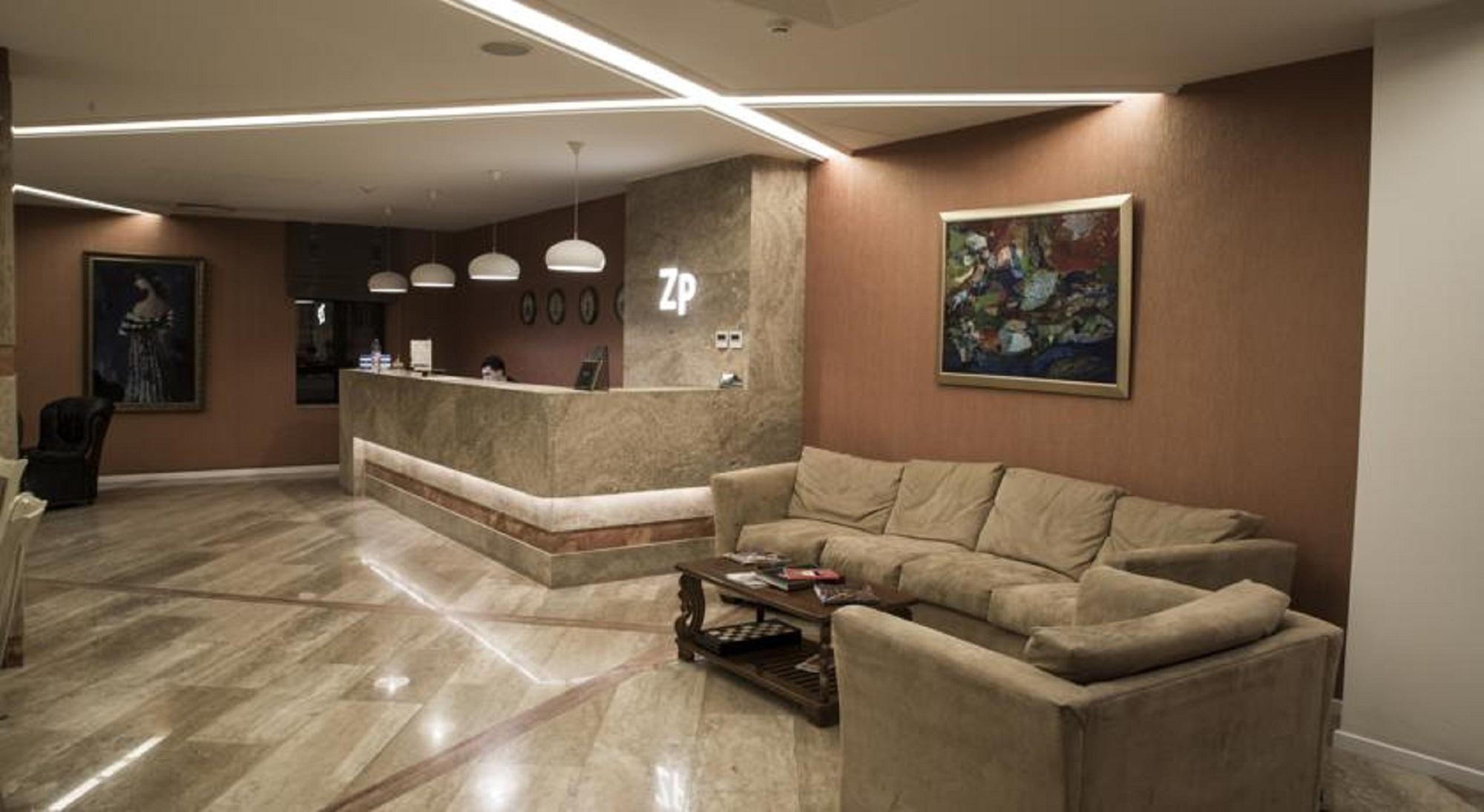 Hotel Zp Palace Tbilisi Esterno foto